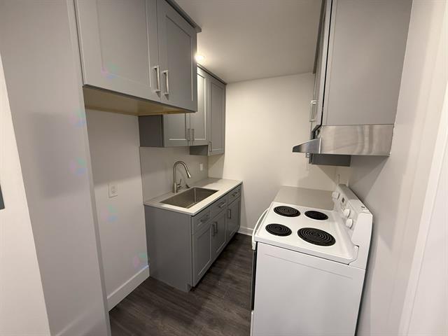 5745 Boul. Décarie|#8|Montréal (Côte-des-Neiges/Notre-Dame-de-Grâce), Quebec H3W3C8