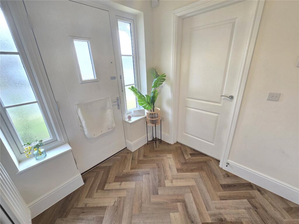 Additional image 3 of Lapley Avenue, Amington, Tamworth, Staffordshire, B77