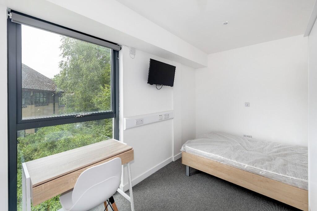 Additional image 8 of Banglo House, Lower Bristol Road, Bath, Somerset, BA2