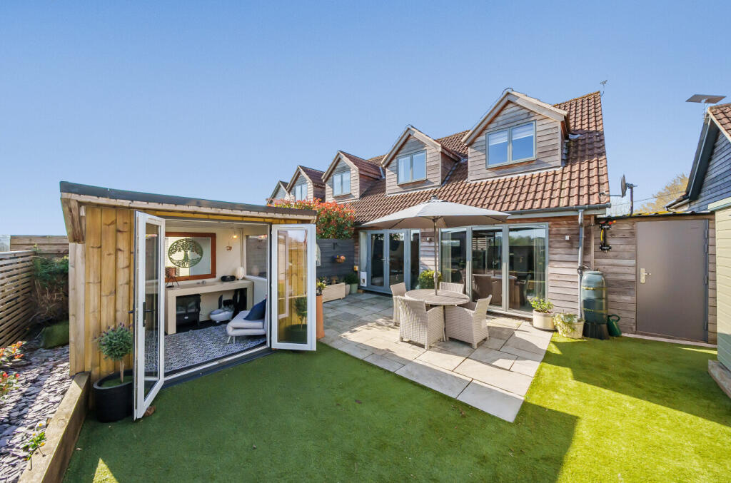 Additional image 2 of Rudge, Rudge, BA11