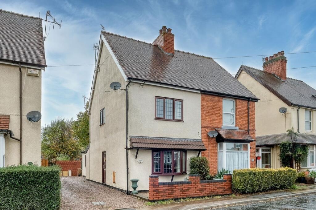 Broad Street, Bromsgrove, B61