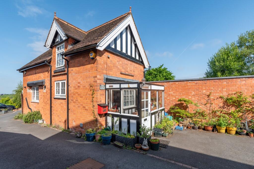 Property image for Feckenham Road, Headless Cross, Redditch, Worcestershire, B97