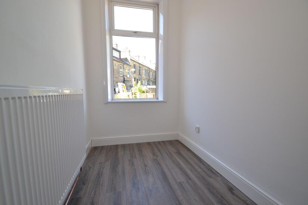 Additional image 17 of Leeds Road, Idle,