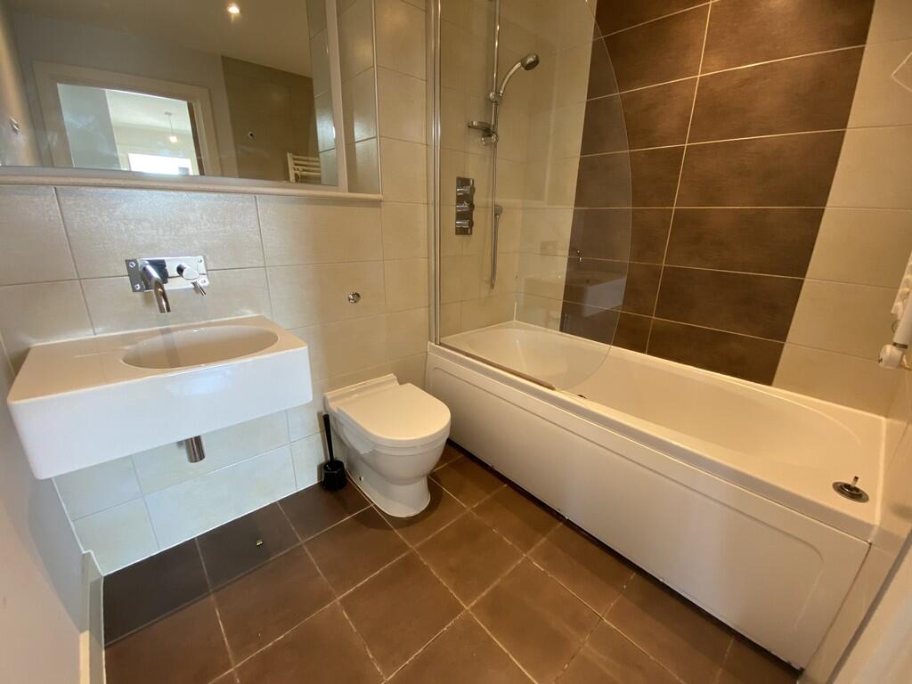 Additional image 6 of I-land Apartment, Essex Street, B5