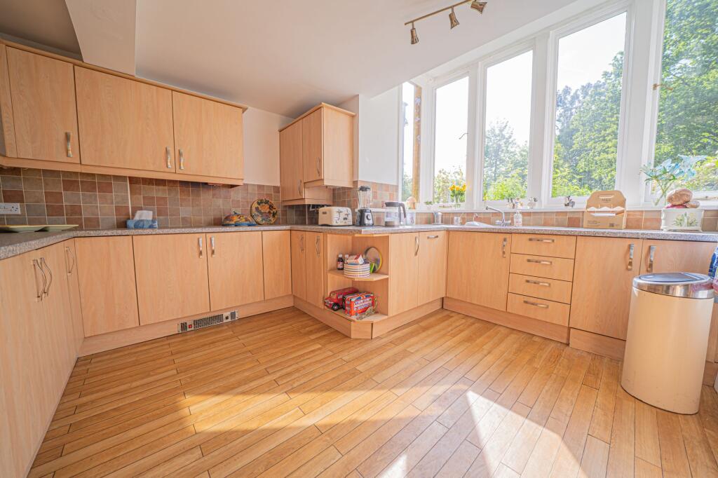 Additional image 30 of Warwick Road, Knowle, B93