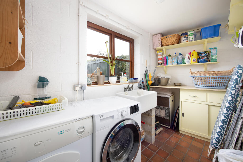 Additional image 13 of Church Lane, Wingfield