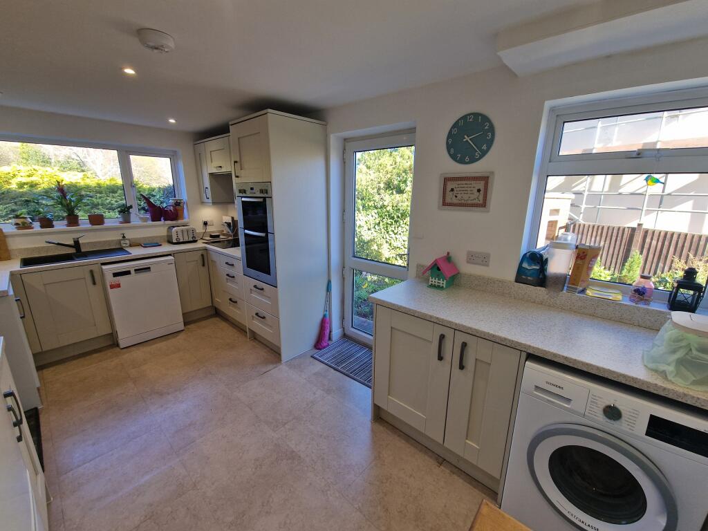 Additional image 17 of Swallowcliffe Gardens, Yeovil, Somerset