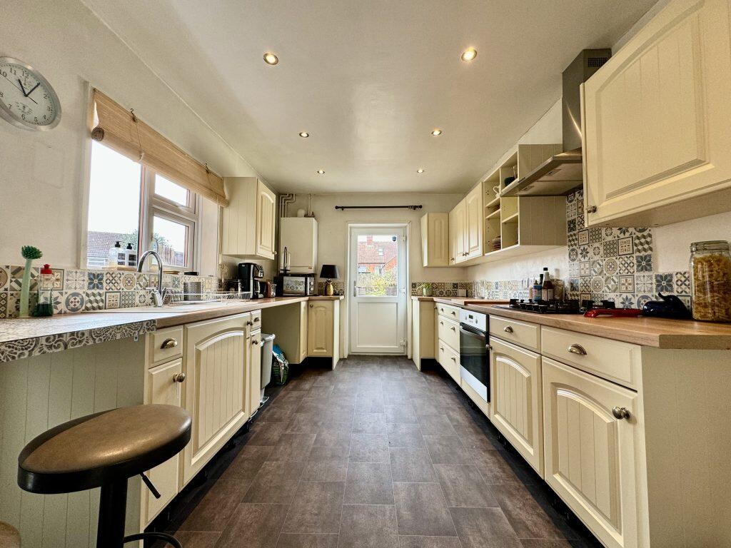 Additional image 2 of Hendford Grove, Yeovil, Somerset, BA20