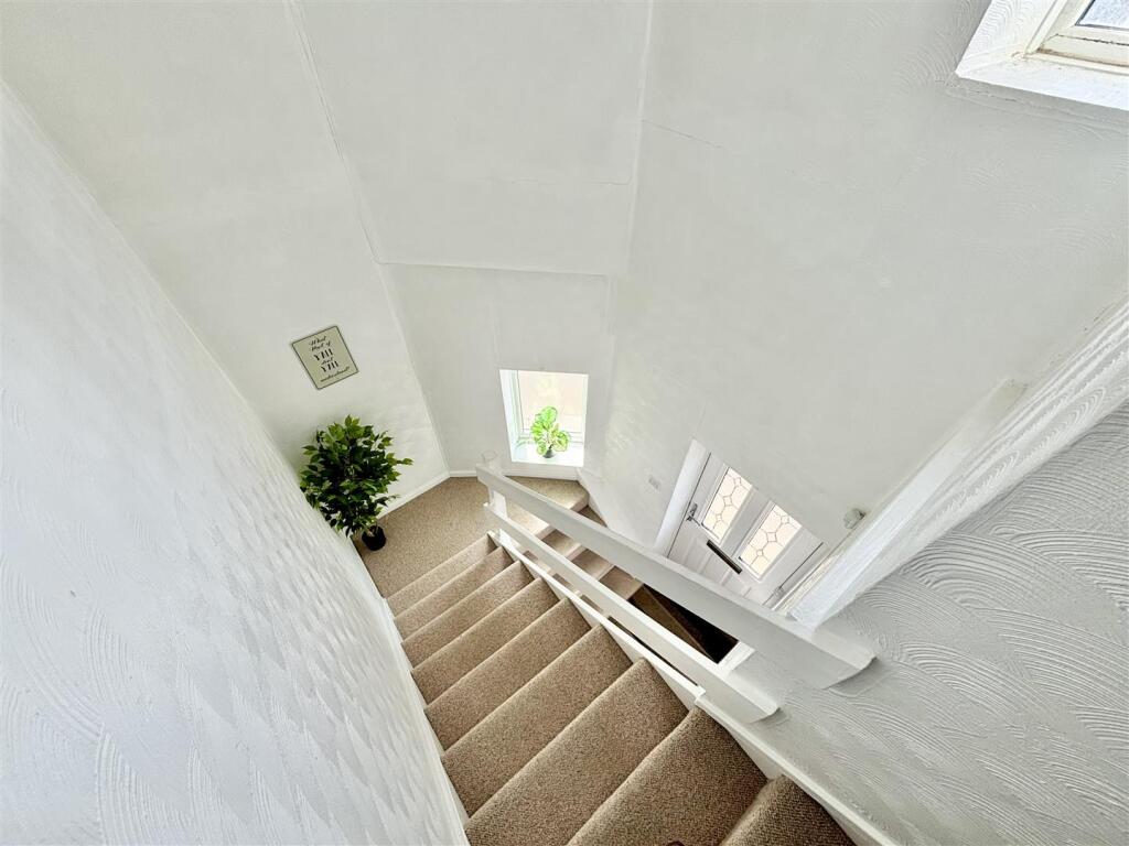 Additional image 8 of Evelyn Terrace, Queensbury, Bradford