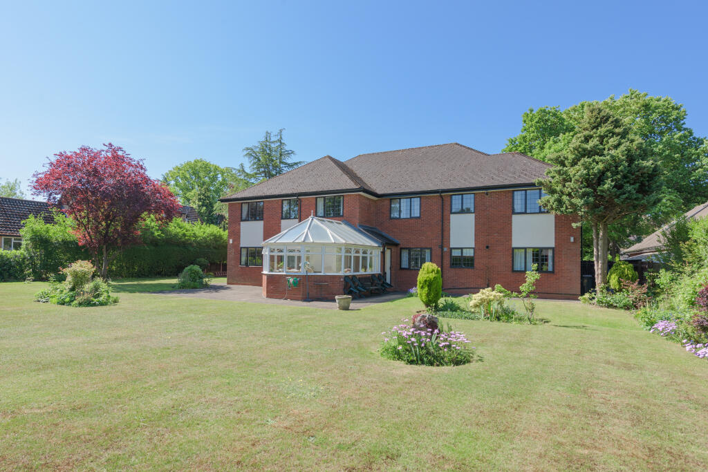 Additional image 19 of 6 Rosemary Court, 194 Walsall Road, Sutton Coldfield, B74 4QB