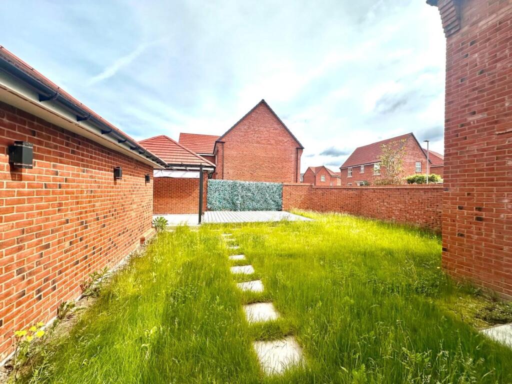 Additional image 35 of Lucas Place, Tamworth