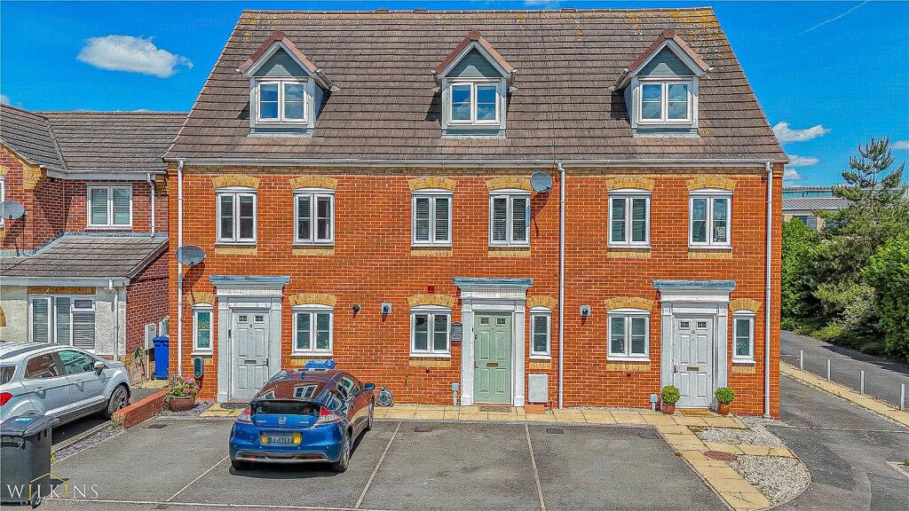 Croft Avenue, Tamworth, Staffordshire, B79