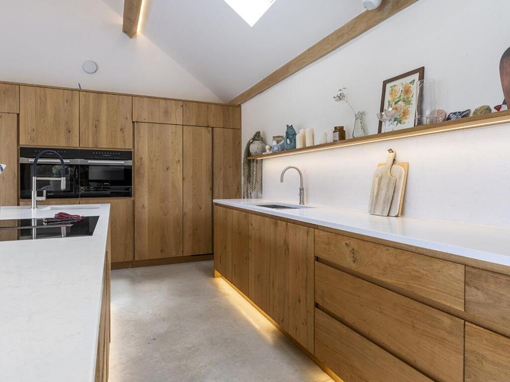 Additional image 14 of Blackford