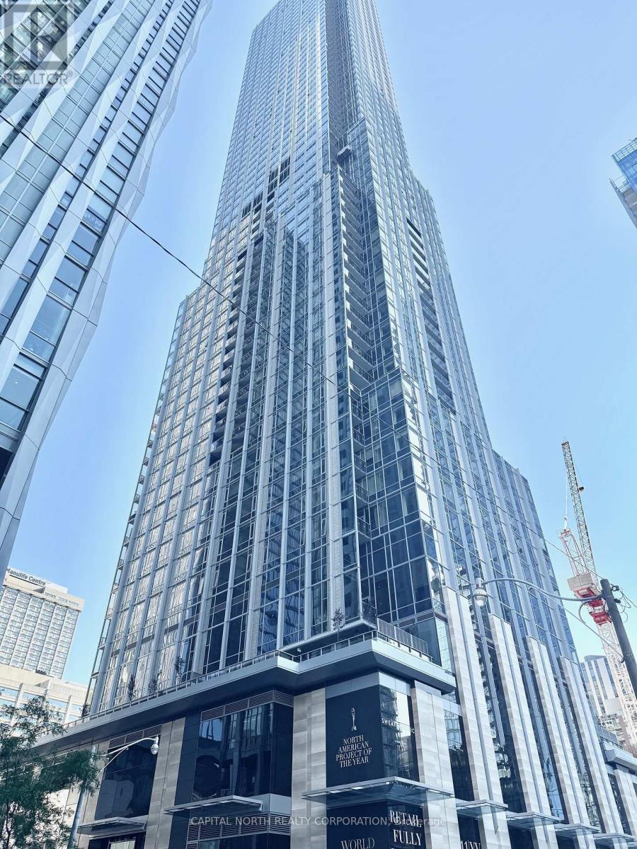 2305 - 11 YORKVILLE AVENUE|Toronto (Annex), Ontario M4W0B7