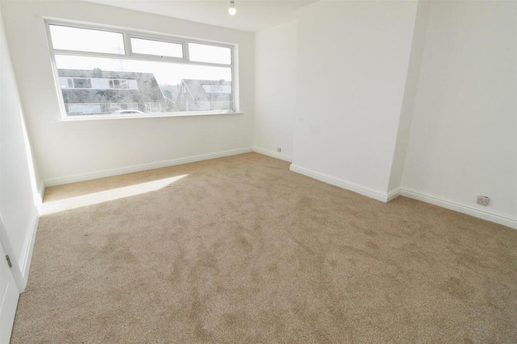 Additional image 17 of Markfield Avenue, Low Moor, Bradford, BD12 0UL