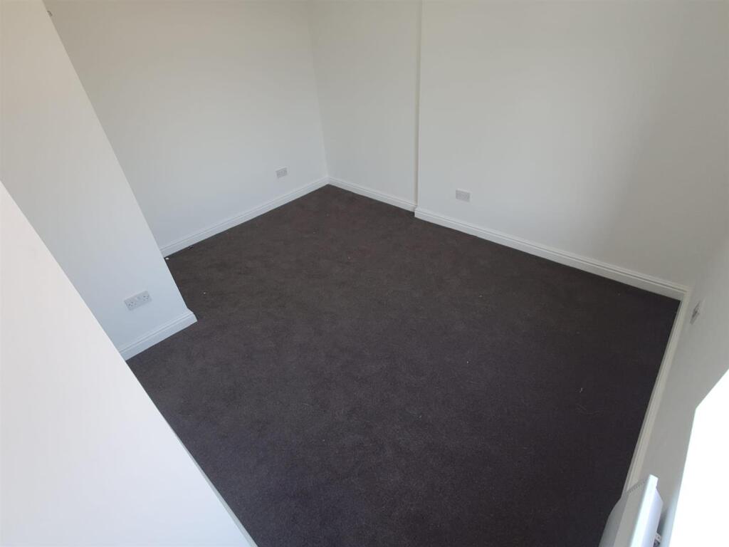 Additional image 5 of High Street, Cradley Heath