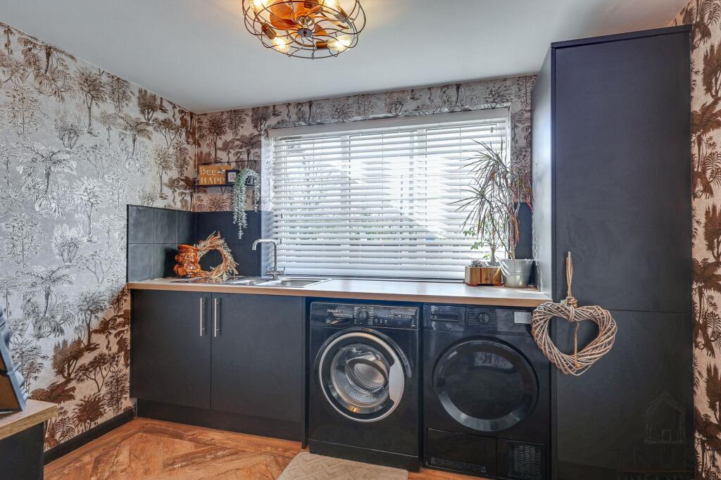 Additional image 60 of Wakefield Road, Drighlington, BD11