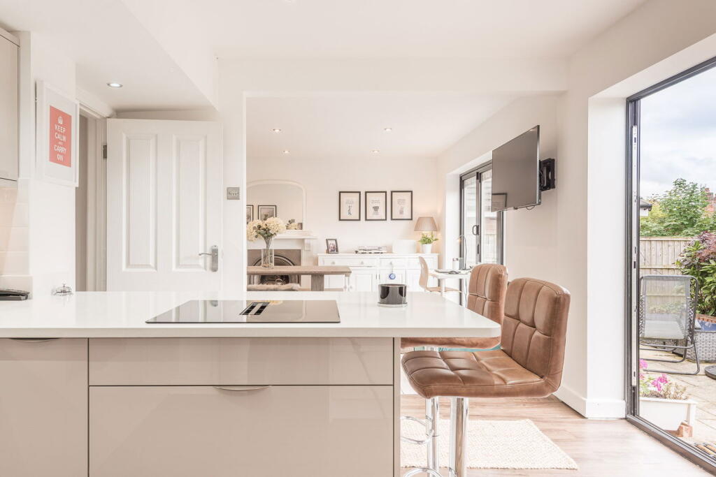 Additional image 8 of Hill Village Road, Sutton Coldfield, West Midlands, B75 5JH