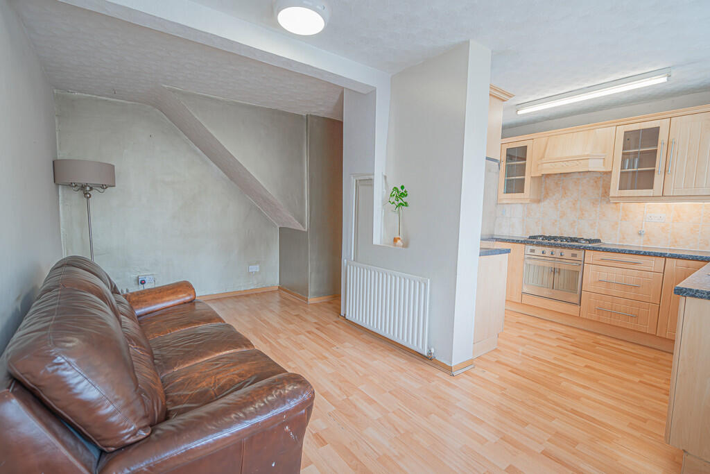 Additional image 2 of Warwick Gardens, West Midlands