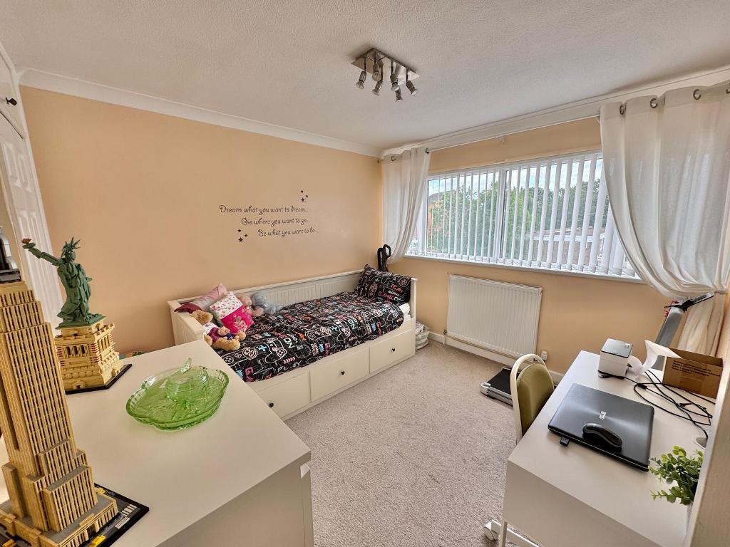 Additional image 9 of Pingle Close, West Bromwich, B71 3ET
