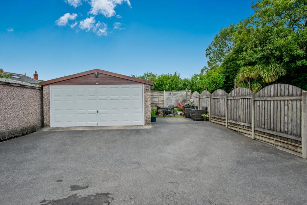 Additional image 15 of Whitehall Road East, Birkenshaw, Bradford, West Yorkshire, BD11