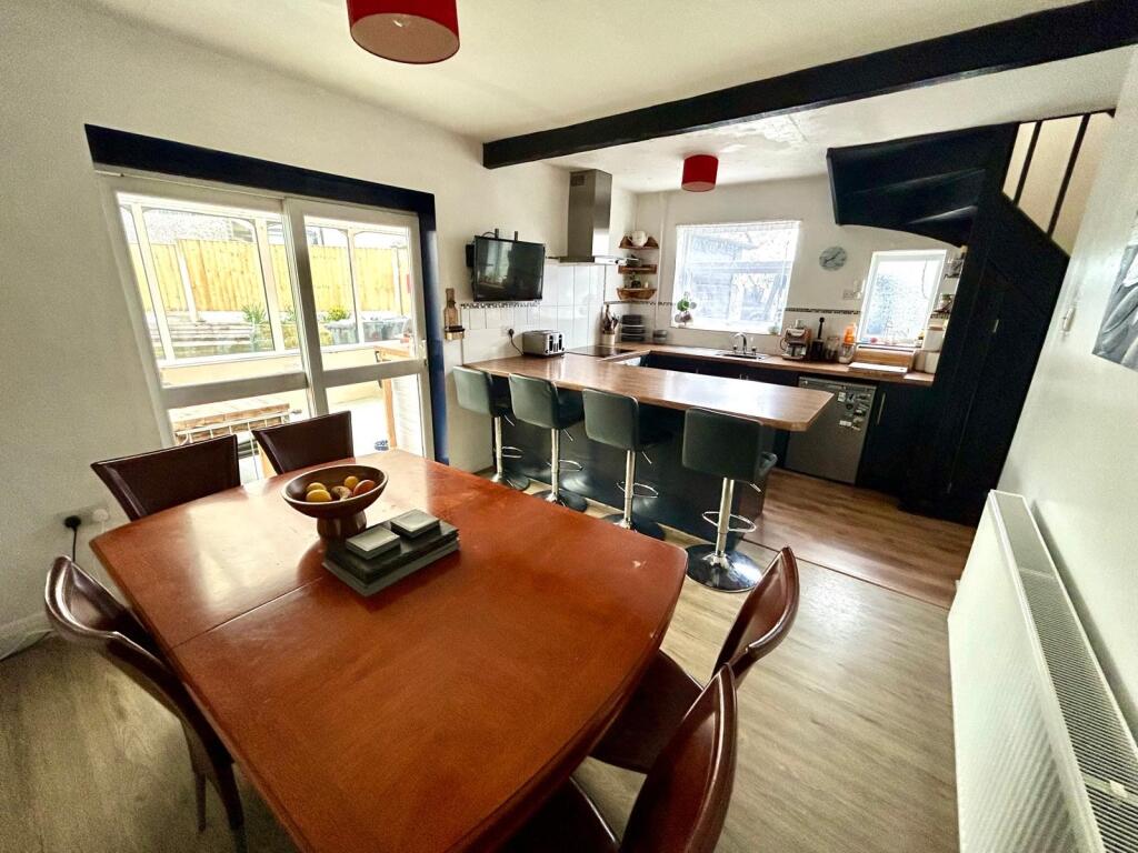 Additional image 5 of Ilchester Road, Yeovil, BA21