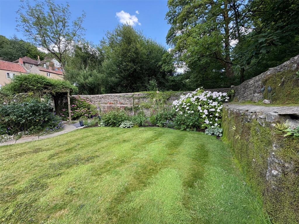 Additional image 28 of Modern Six-Bedroom Home In Darshill With Lots Of Character