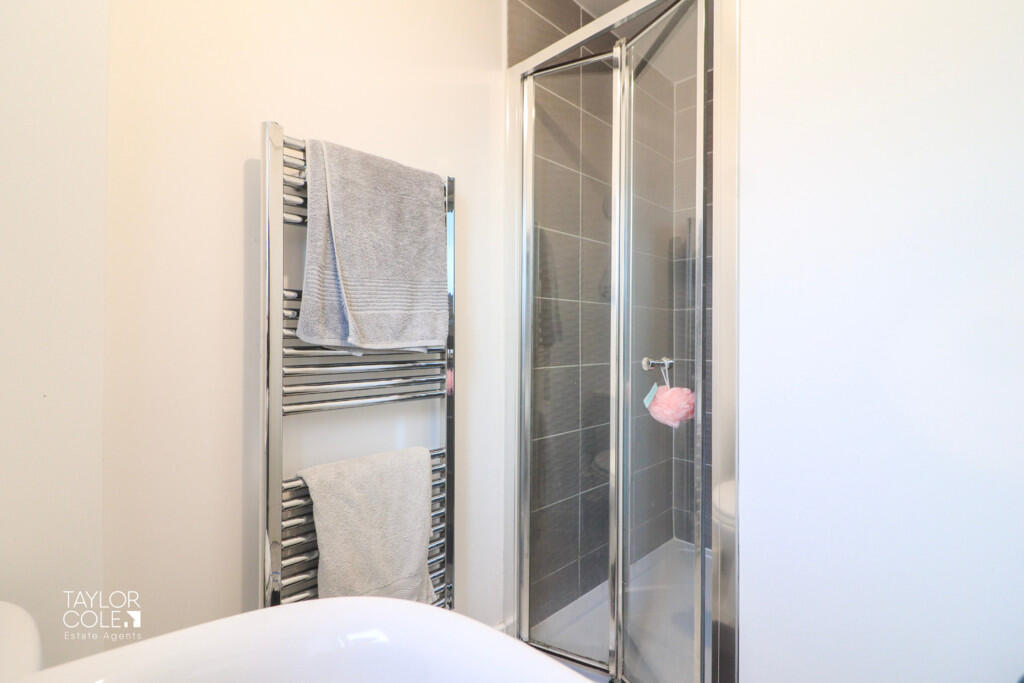 Additional image 15 of Meadow Way, Barley Fields