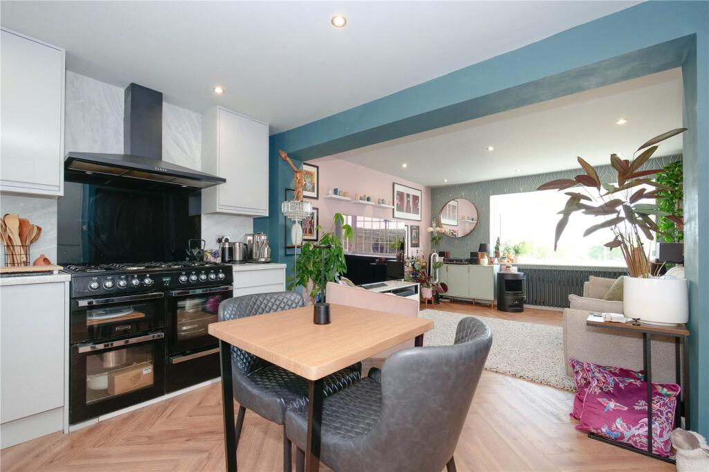 Additional image 4 of Southcliffe Drive, Baildon, Shipley, West Yorkshire, BD17