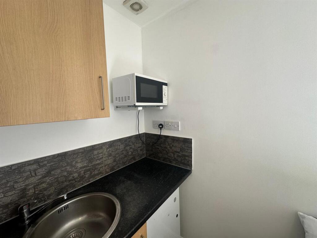 Additional image 7 of Bloxcidge Street, Oldbury