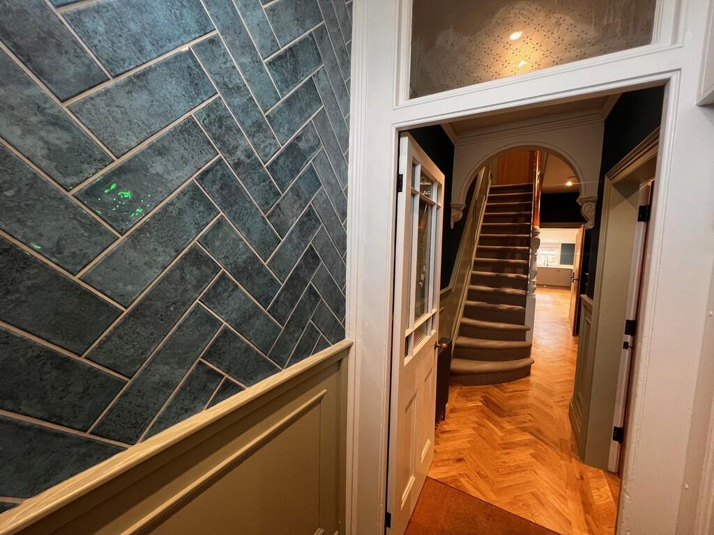 Additional image 16 of Hendford Hill