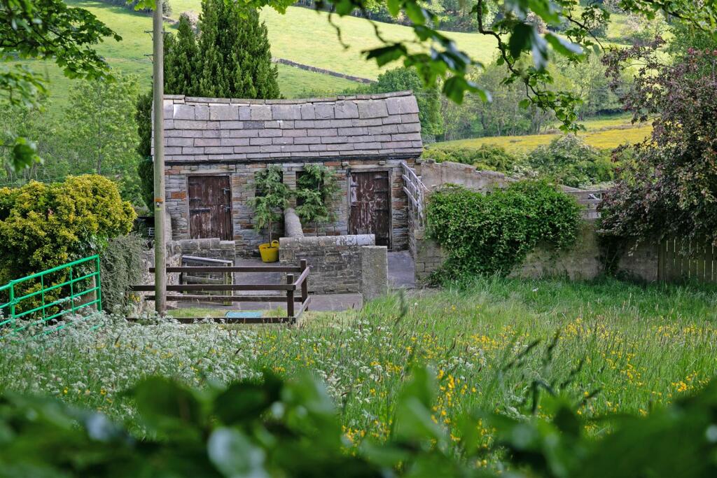 Additional image 23 of Storr Hall Farm, Cliffe Lane, Thornton, BD13 3QS