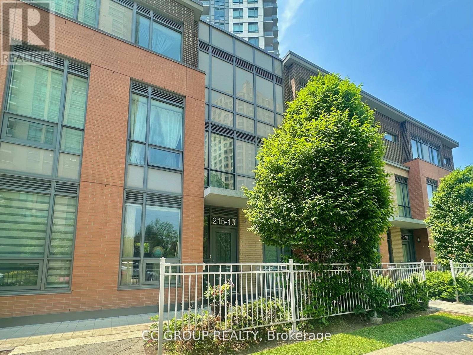 TH13 - 215 BONIS AVENUE|Toronto (Tam O'Shanter-Sullivan), Ontario M1T3W6
