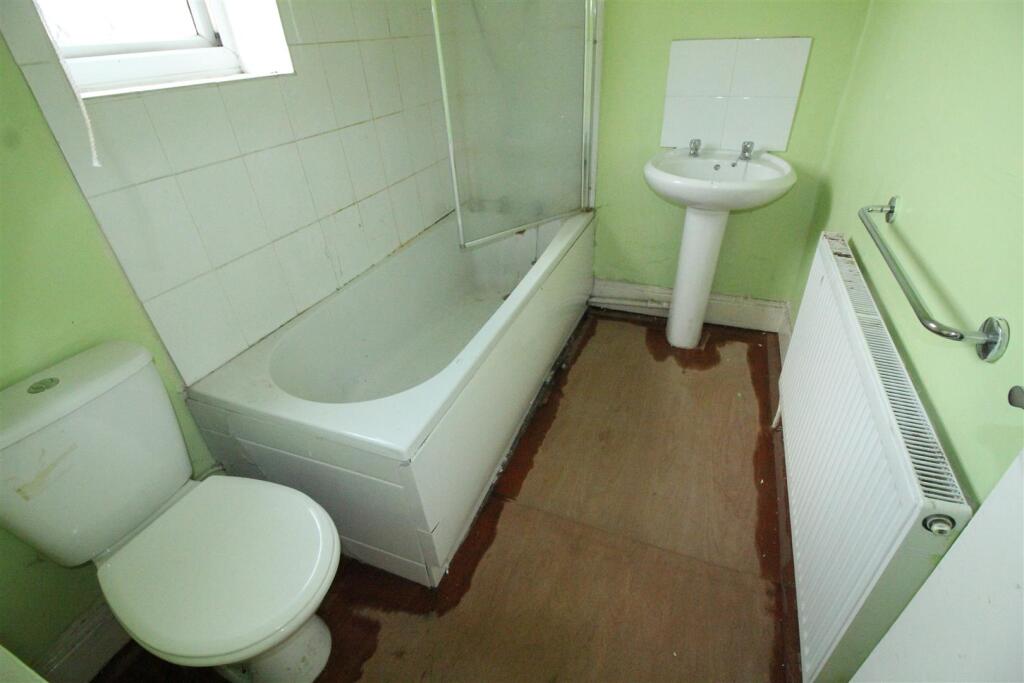 Additional image 4 of Cleckheaton Road, Oakenshaw, Bradford