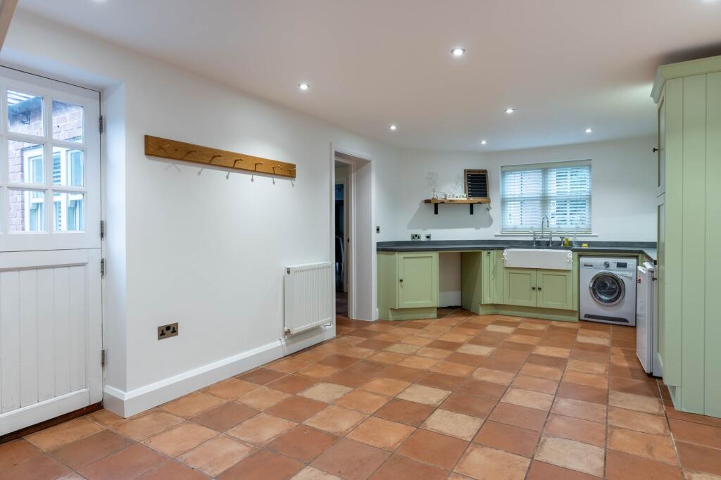 Additional image 11 of Dale Lane, Lickey End, B60