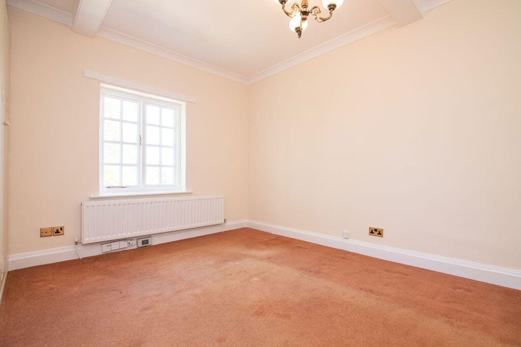 Additional image 21 of Flat 5, Beaudesert Park, Birmingham Road, Henley-in-Arden, B95 5QB