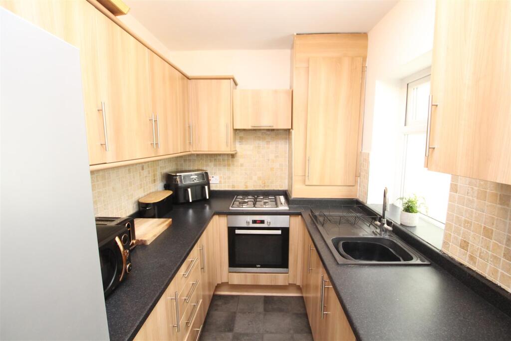 Additional image 3 of Dale Grove, Thackley, Bradford