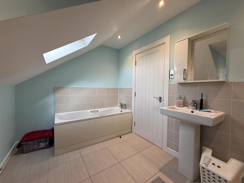 Additional image 21 of Chichester Drive, Rowley Regis