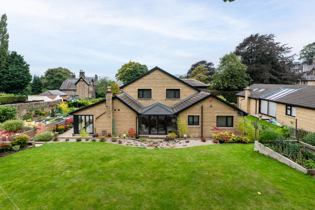 Additional image 34 of Oakridge Court, Bingley, West Yorkshire, BD16