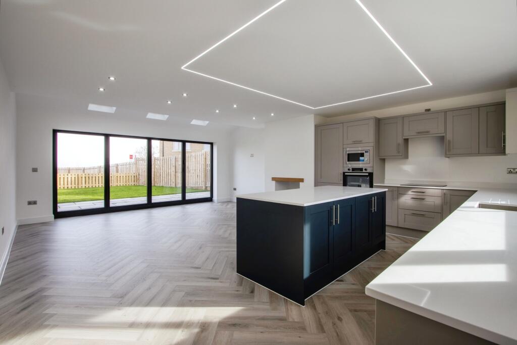 Additional image 3 of Hillside View, Drighlington, Bradford, BD11