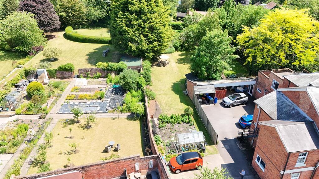 Additional image 47 of Henley Street, Alcester