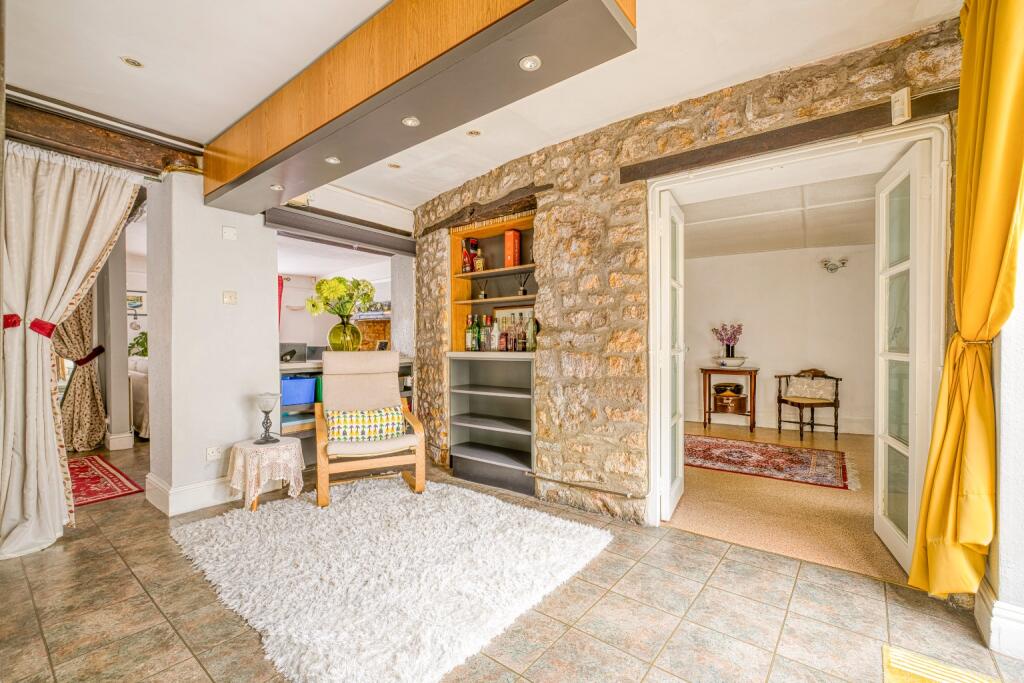 Additional image 10 of High Street, Castle Cary, Somerset, BA7