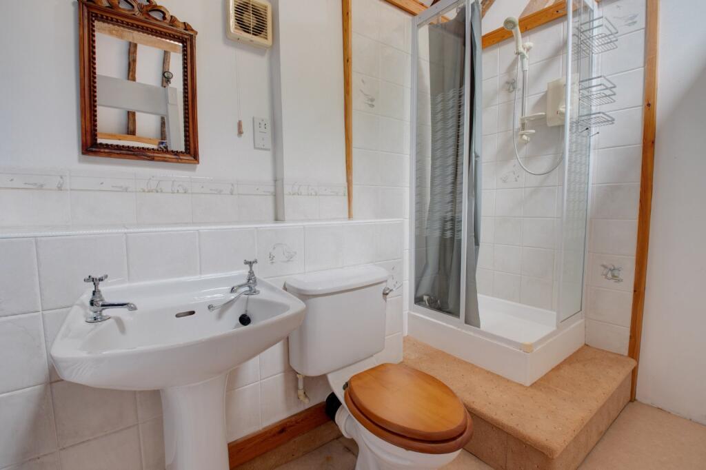 Additional image 14 of Valley Road, Bournheath, Bromsgrove, Worcestershire, B61