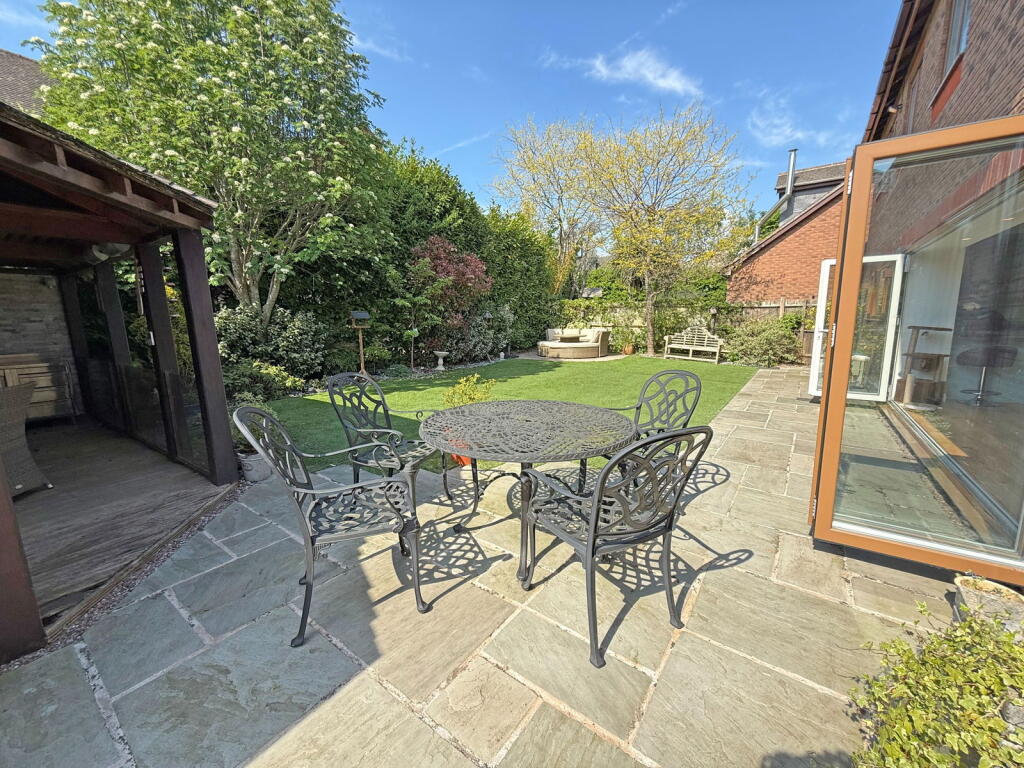 Additional image 36 of Brockhurst Lane, Dickens Heath, Solihull, B90 1RG