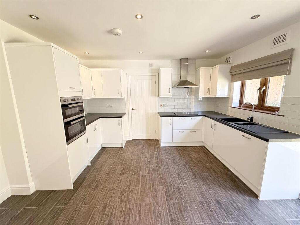 Additional image 8 of Thornhill Road, Streetly, Sutton Coldfield