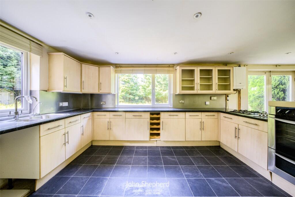 Additional image 18 of Arrow, Alcester, Warwickshire, B49