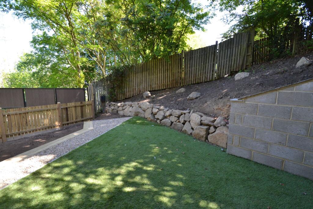 Additional image 27 of Brackendale, Thackley,