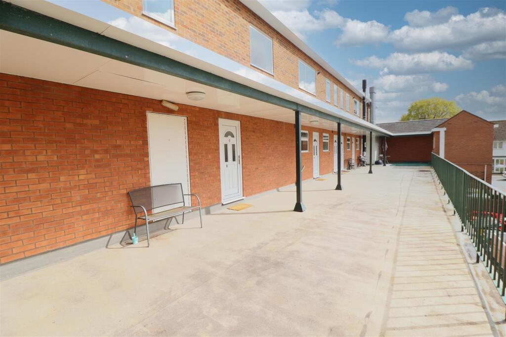 Shakespeare Avenue, Redditch