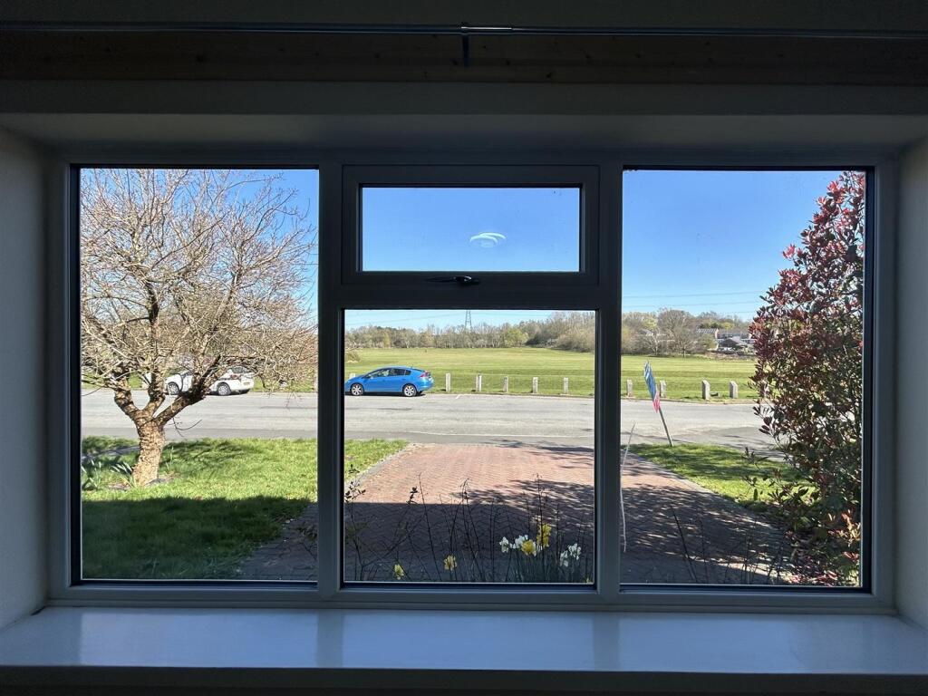 Additional image 6 of Moat Drive, Halesowen