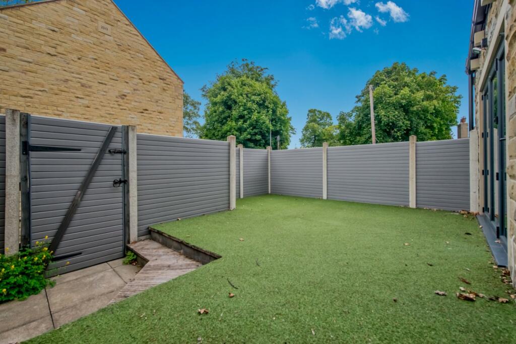 Additional image 28 of Oxford Road, Gomersal, Cleckheaton, BD19